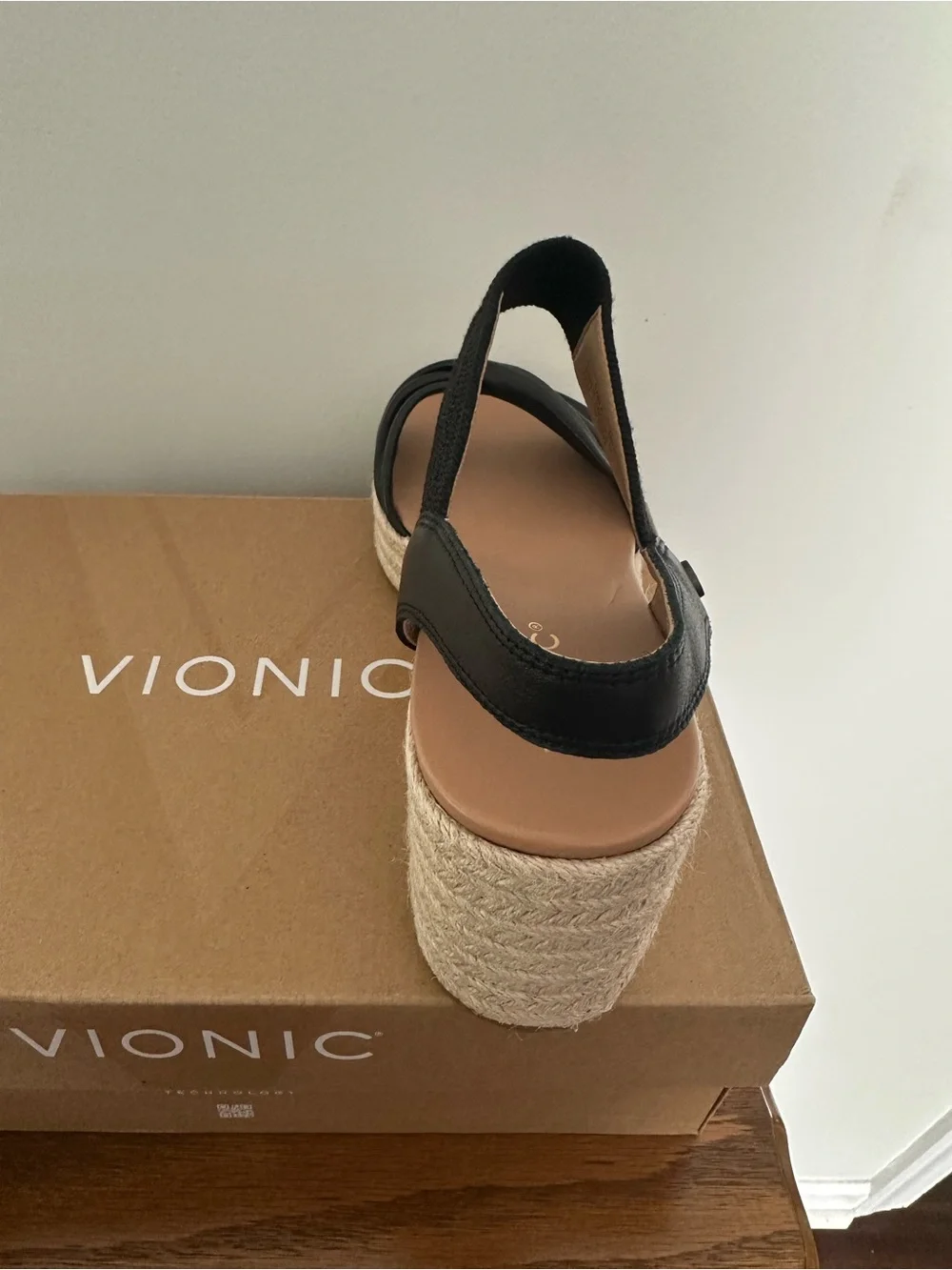Vionic Darla Espadrille Wedge Sandal